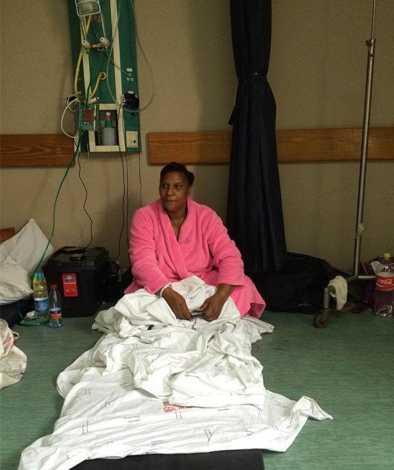 gallbladderliver Chronology Edenval waitting woman